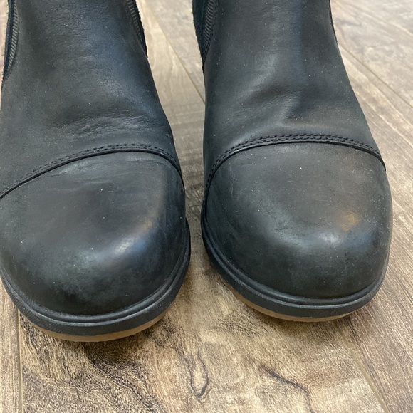 Sorel Evie Pull On Wedge Bootie Black Suede and Leather size 7.5 Waterproof - Picture 5 of 9